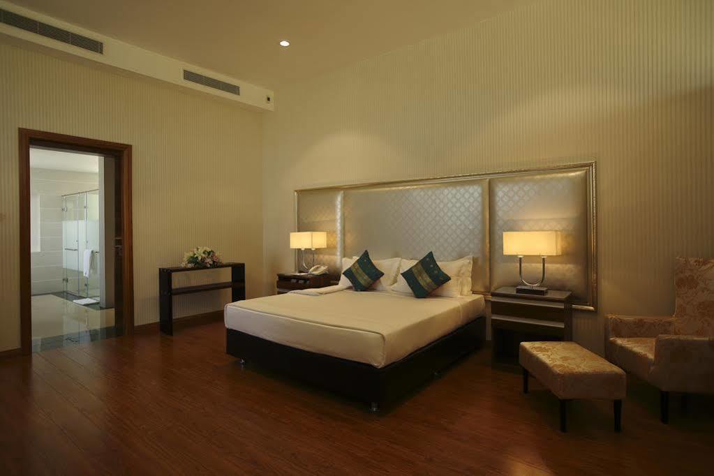Horizon Lake View Resort Naypyidaw Exteriör bild
