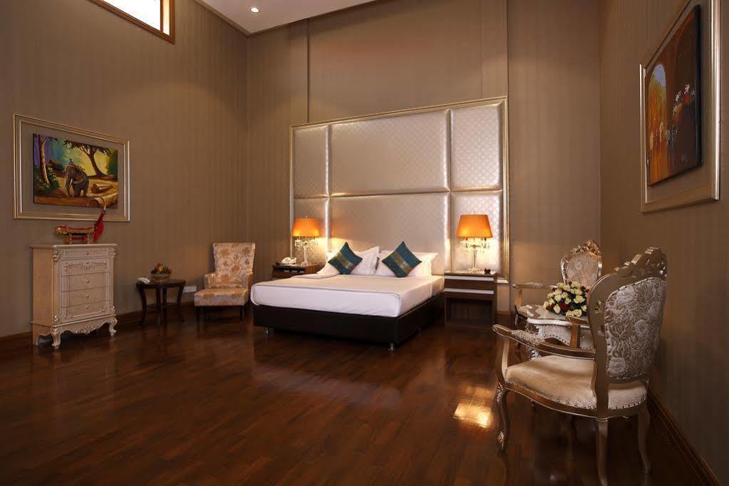 Horizon Lake View Resort Naypyidaw Exteriör bild